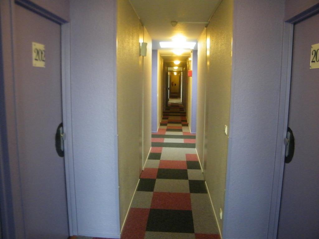 กีริอาด อาร์ล Hotel อาร์ลส์ ภายนอก รูปภาพ